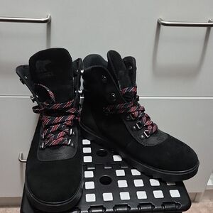 Womens Sorel Black Winter Boots with Red and Black Laces
